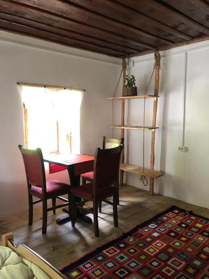 Guesthouse Kujtimi Theth Buitenkant foto