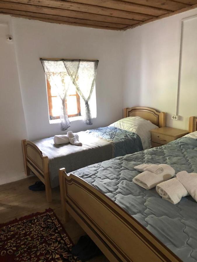 Guesthouse Kujtimi Theth Buitenkant foto